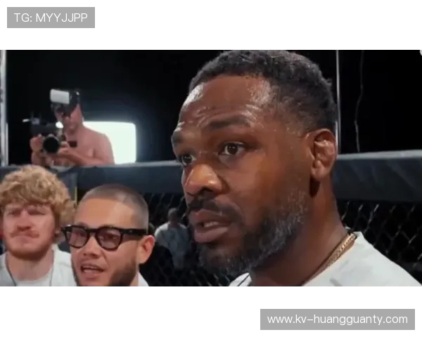 乔恩·琼斯训练完顺手给车库添了辆布加迪