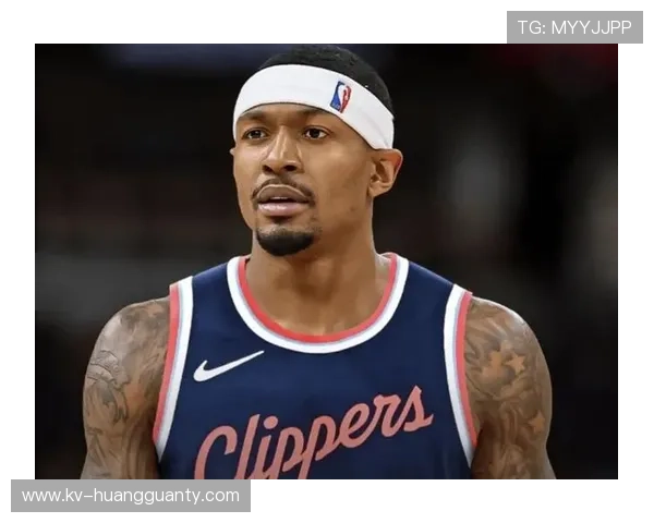 布拉德利·比尔突破制造空位射篮效率明显提升拉开防守差距